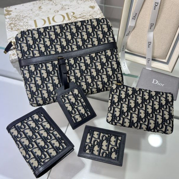 Christian Dior Clutch Bags - Click Image to Close